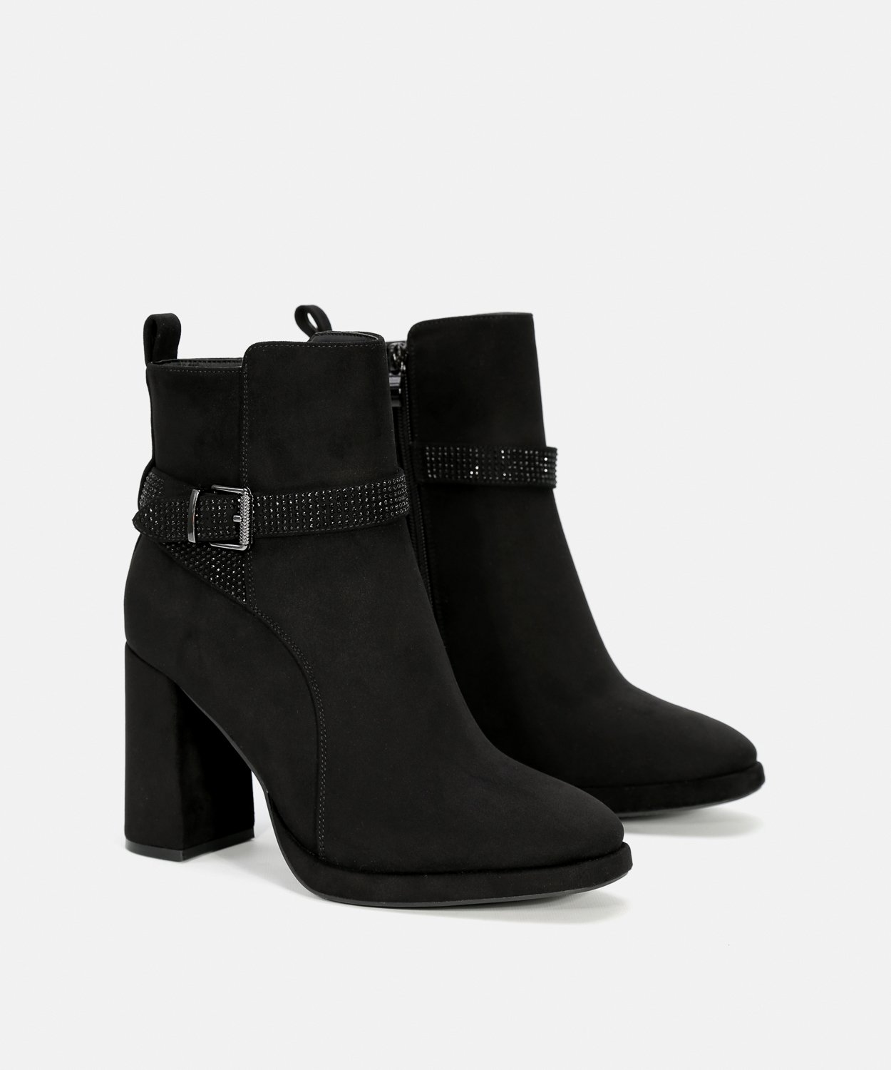 Botín tacón hebilla image number null